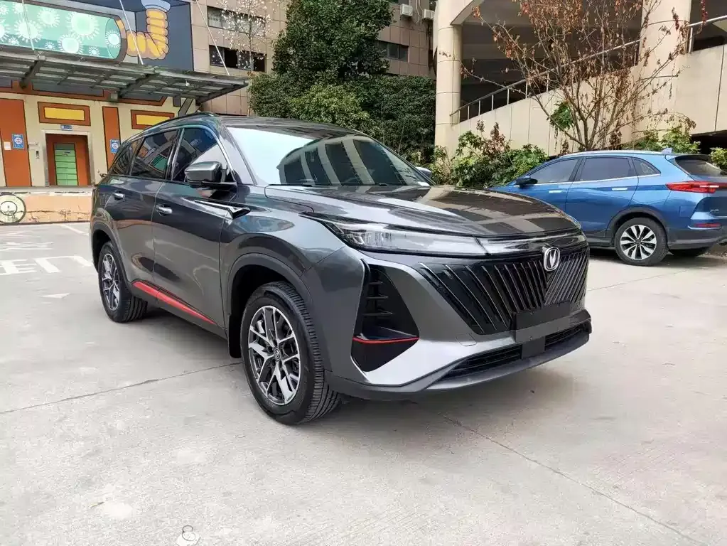 Changan CS75PLUS — фото 3