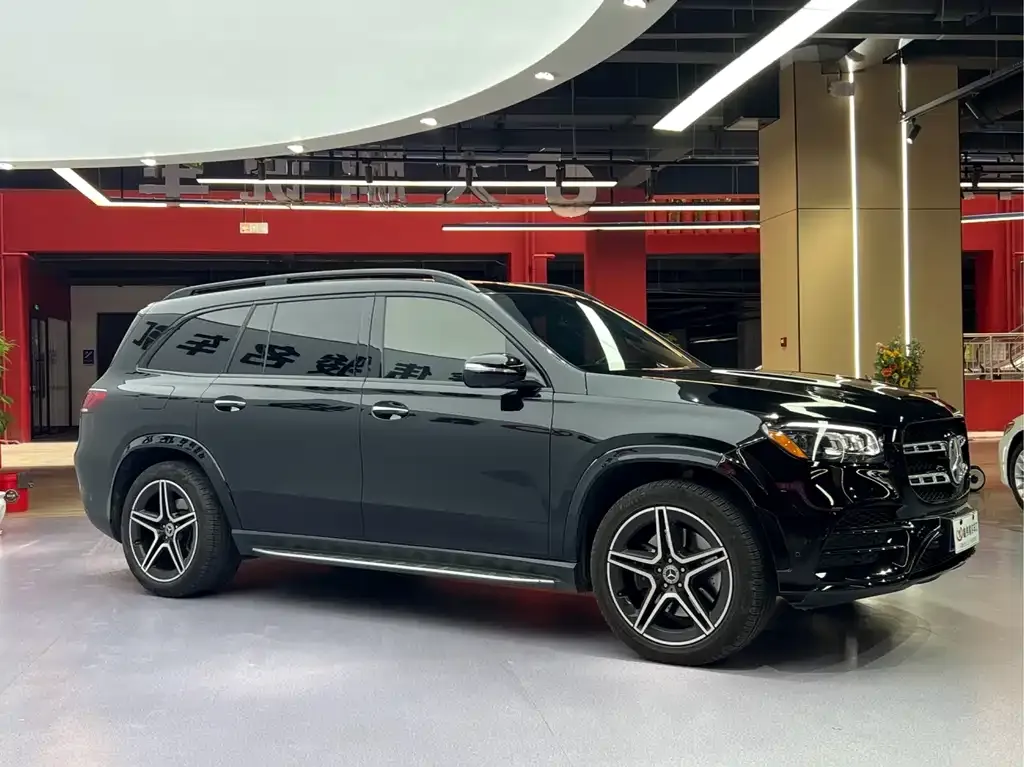 Mercedes-Benz GLS — фото 4