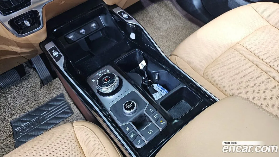 Kia Sorento — фото 9