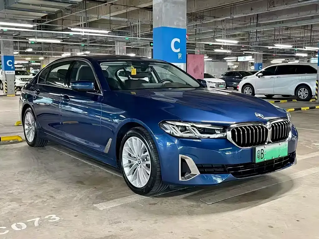BMW 5 Series New Energy — фото 2
