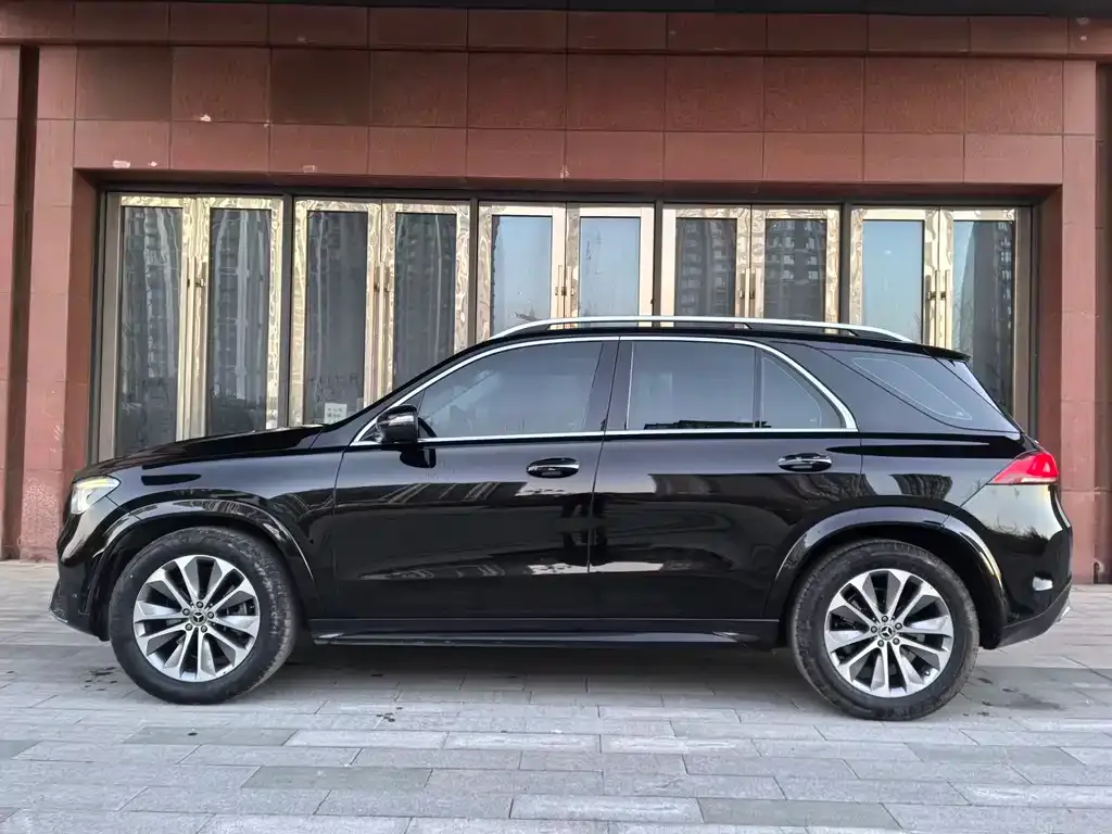 Mercedes-Benz GLE — фото 4
