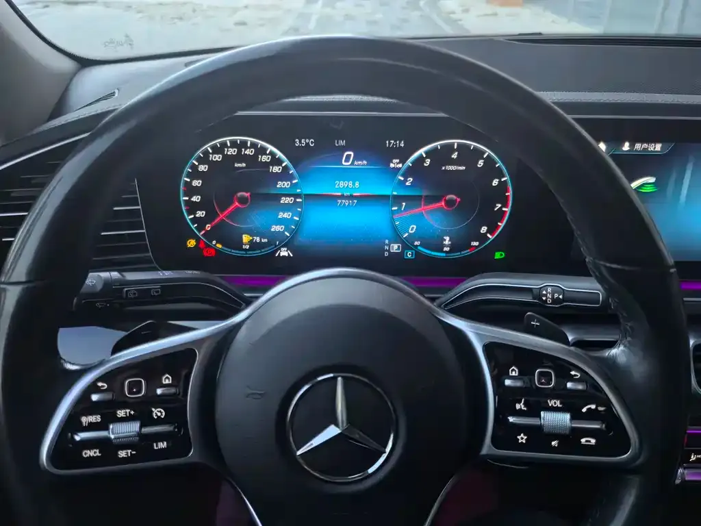 Mercedes-Benz GLE — фото 7