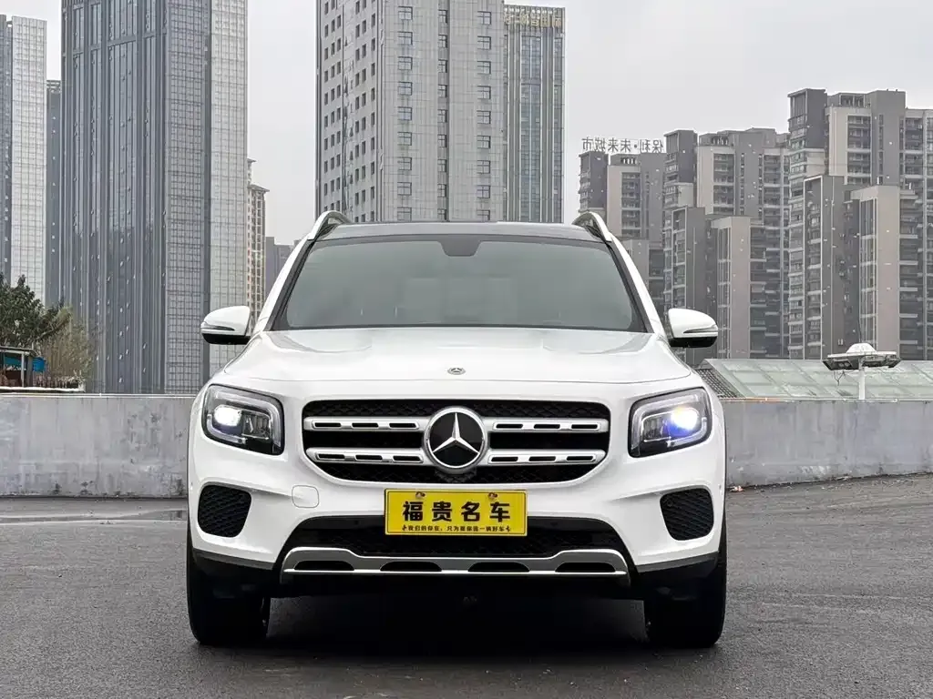 Mercedes-Benz GLB — фото 2