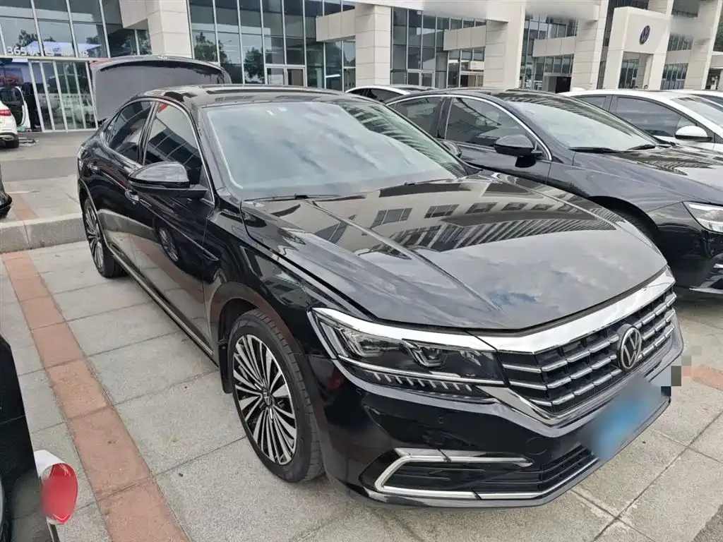 Volkswagen Passat — фото 4