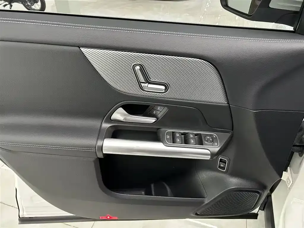 Mercedes-Benz GLA — фото 5