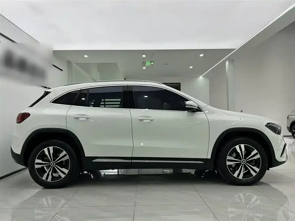 Mercedes-Benz GLA — фото 9