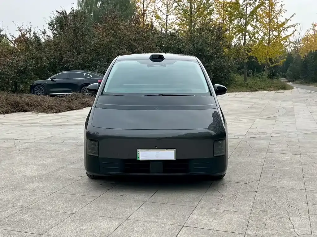 Li Auto MEGA — фото 1