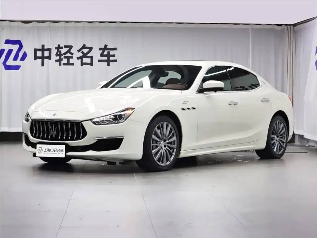 Maserati Ghibli — фото 1
