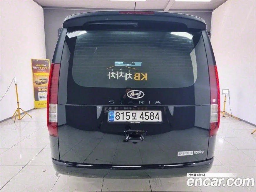 Hyundai Staria — фото 3