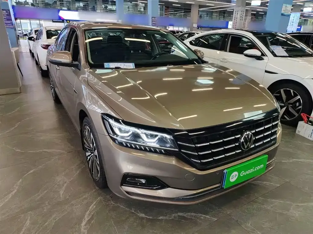 Volkswagen Passat — фото 4