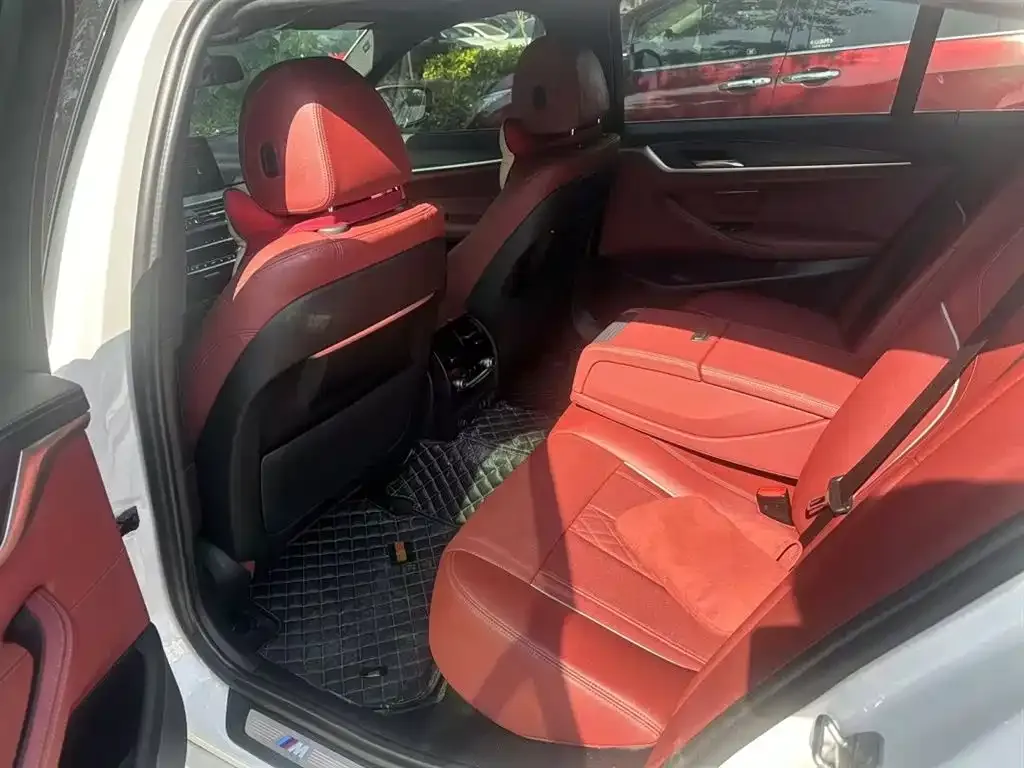 BMW 5 Series — фото 3