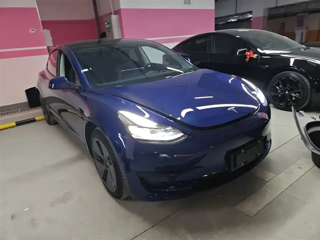 Tesla Model 3 — фото 4