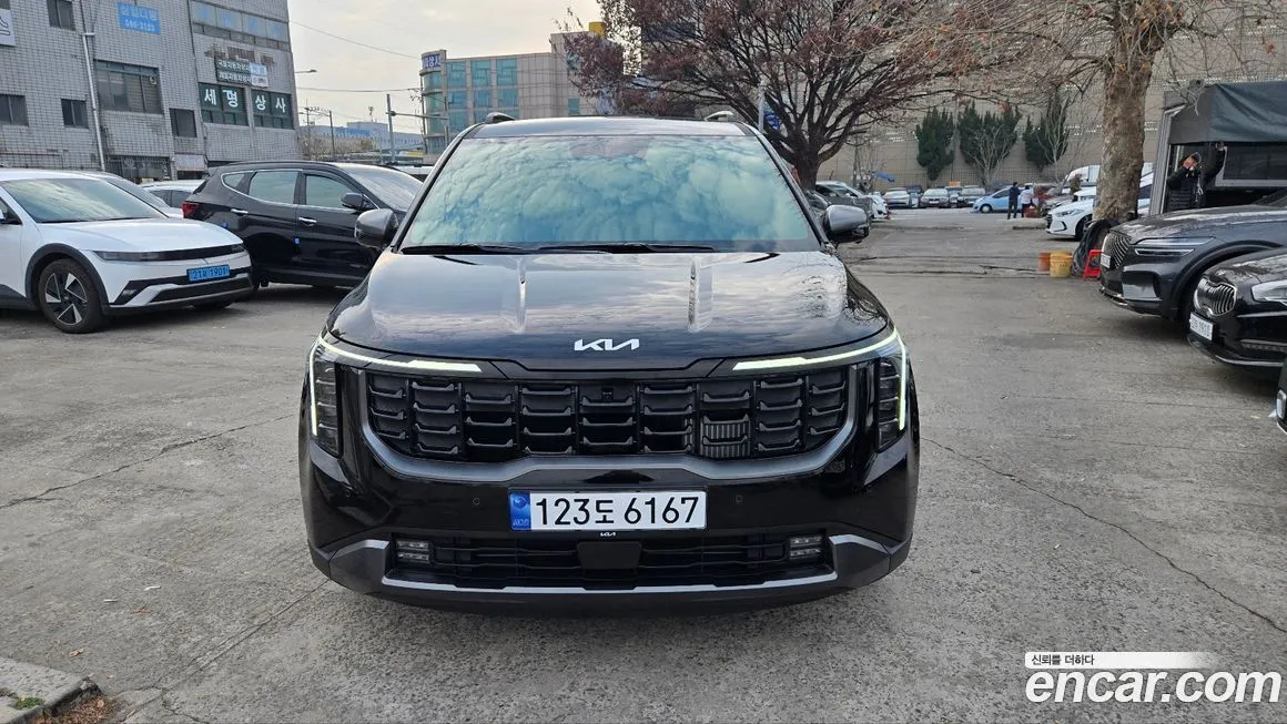Kia Carnival — фото 3