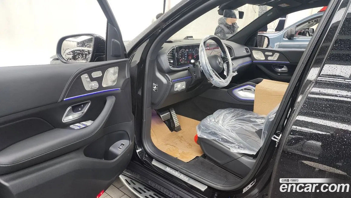 Mercedes-Benz GLS-Class — фото 10