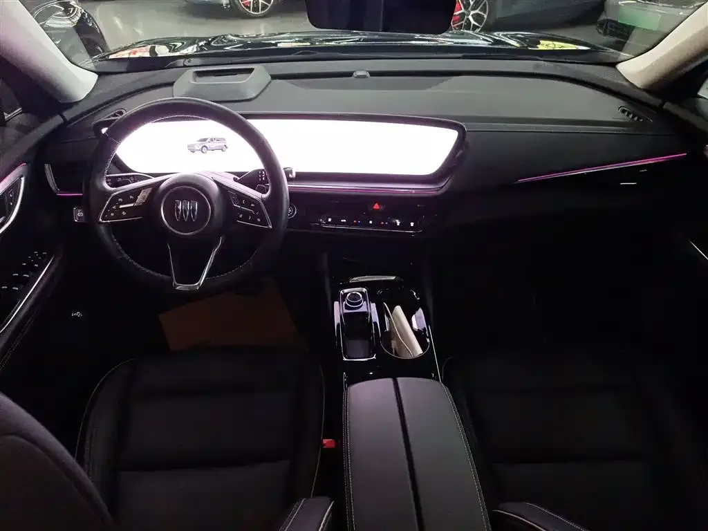 Buick Envision Plus — фото 10