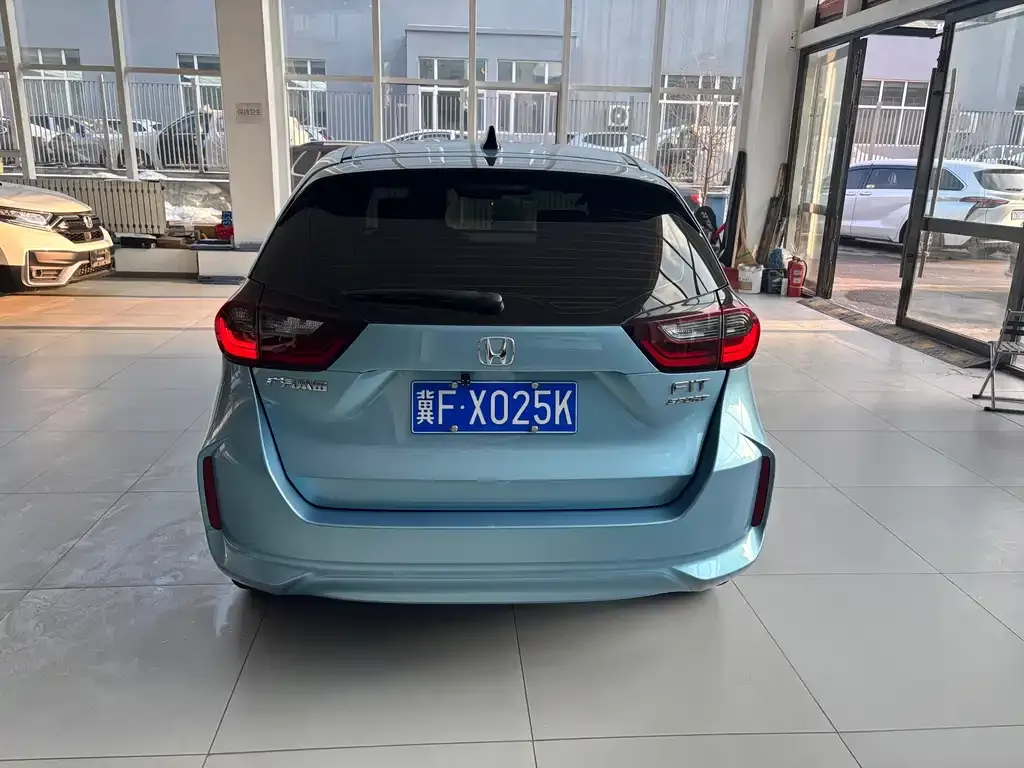 Honda Fit — фото 6