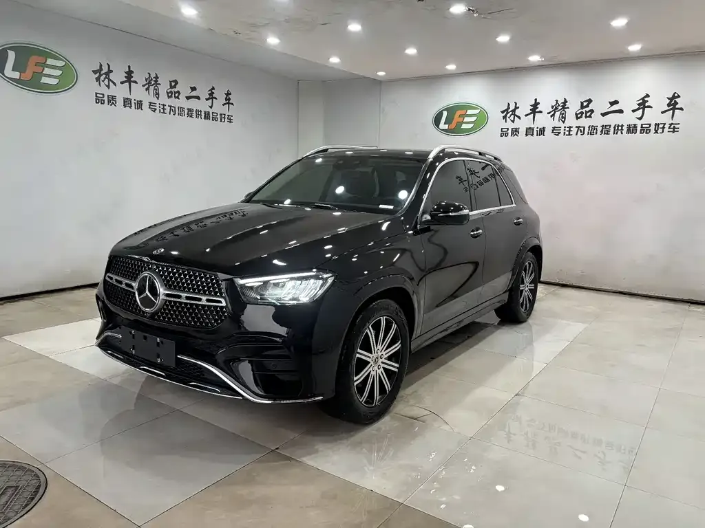 Mercedes-Benz GLE — фото 1