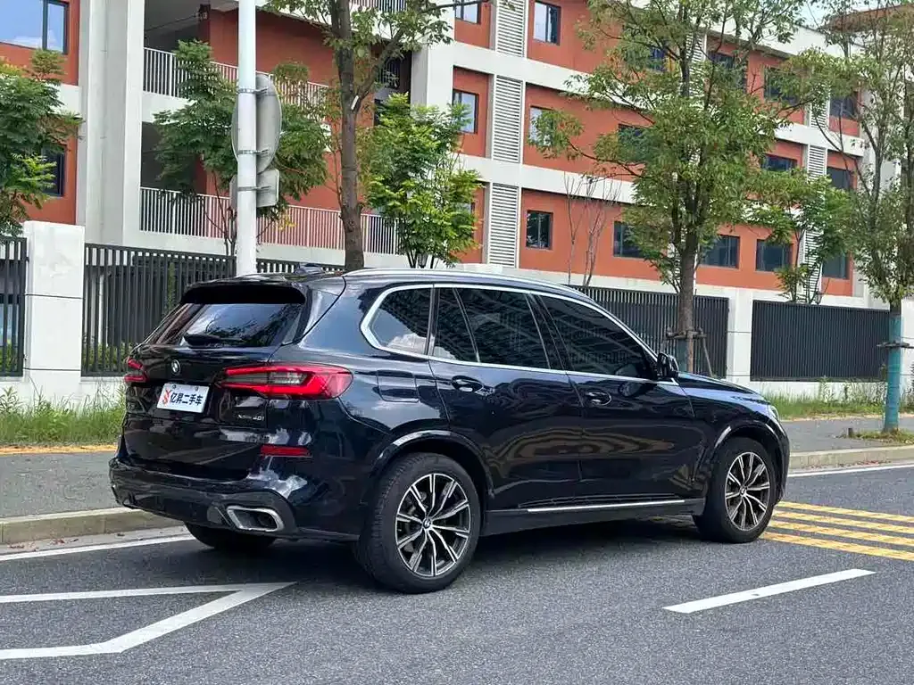 BMW X5 (Import) — фото 6