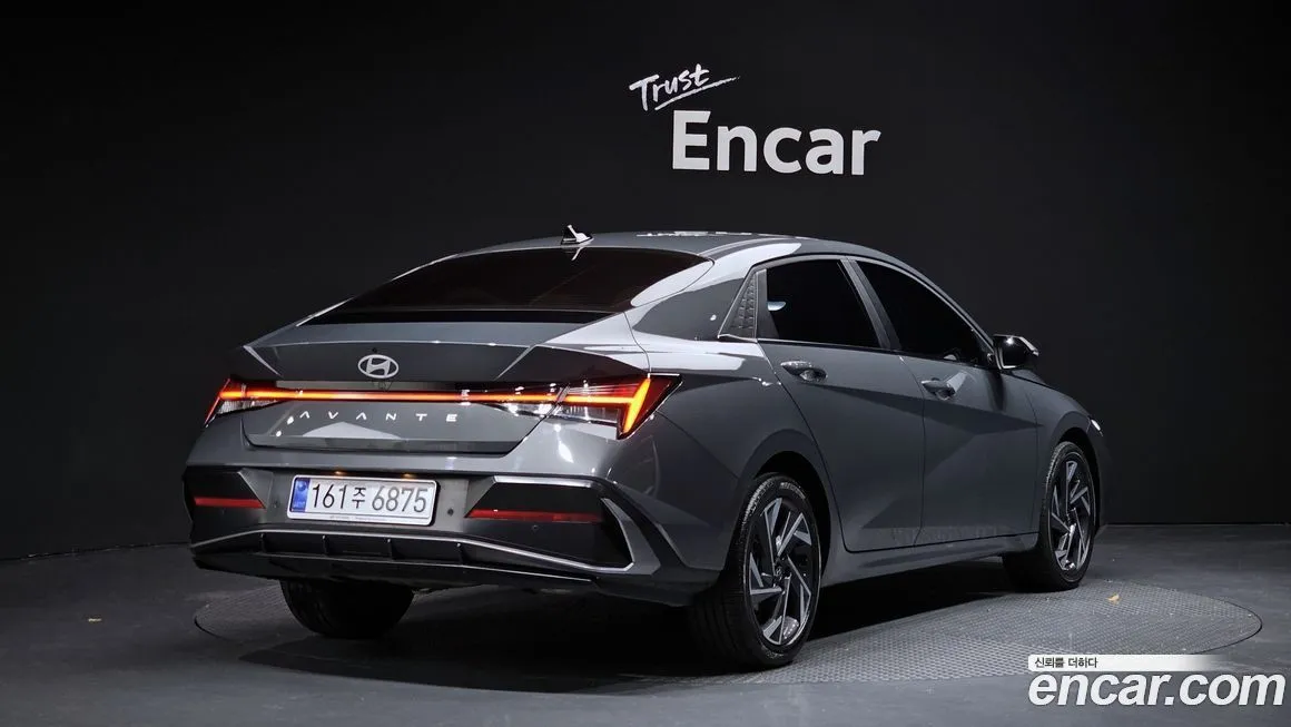 Hyundai AVANTE — фото 2
