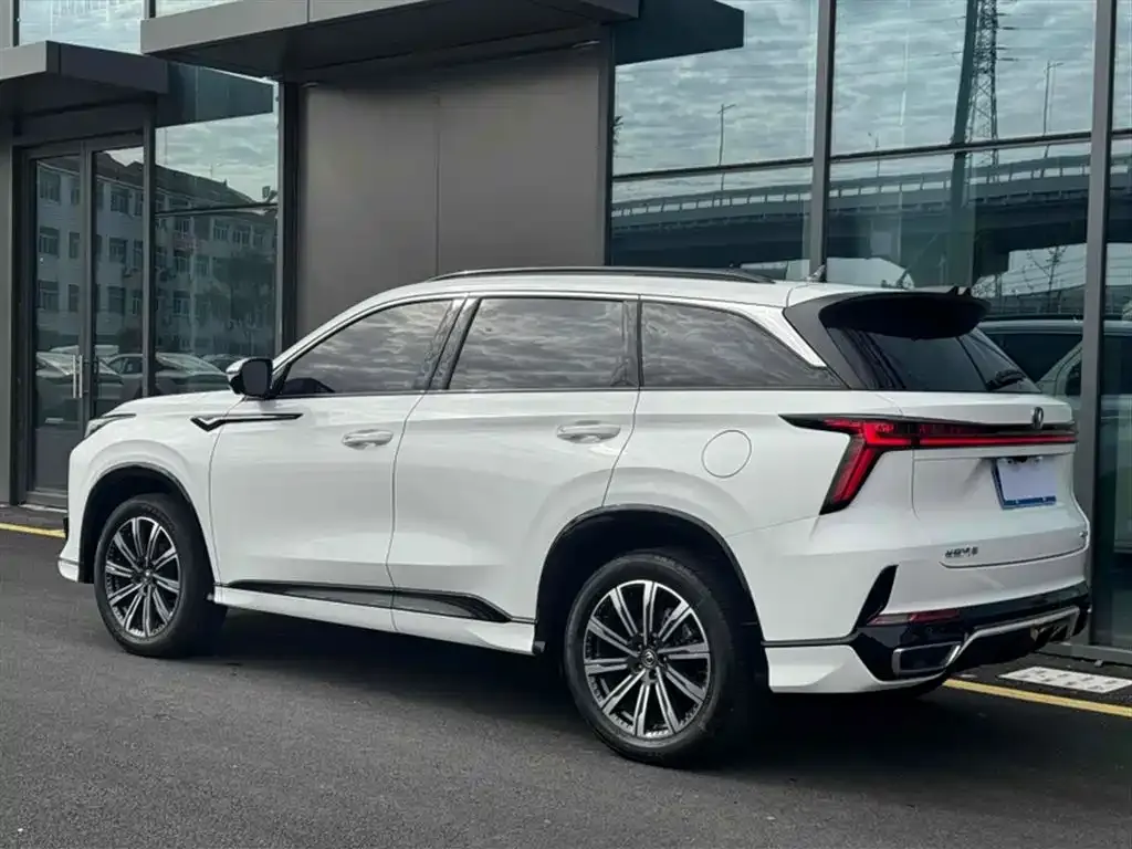 Changan CS75PLUS — фото 10