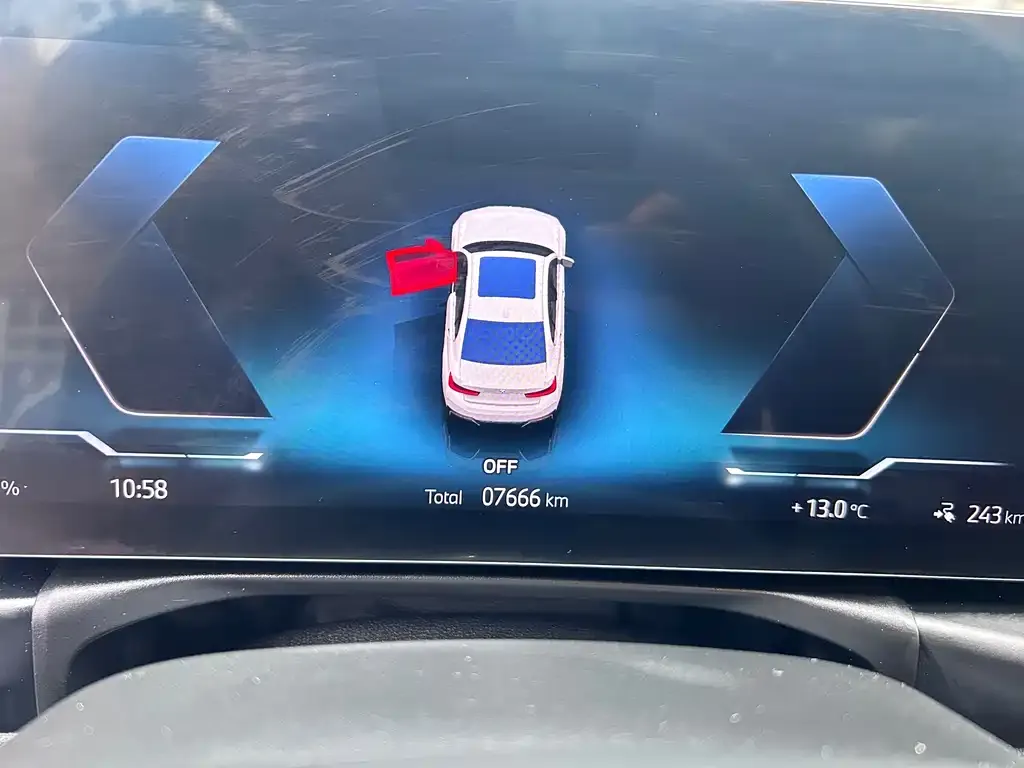 BMW i3 — фото 10