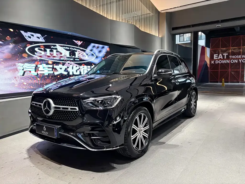 Mercedes-Benz GLE — фото 1