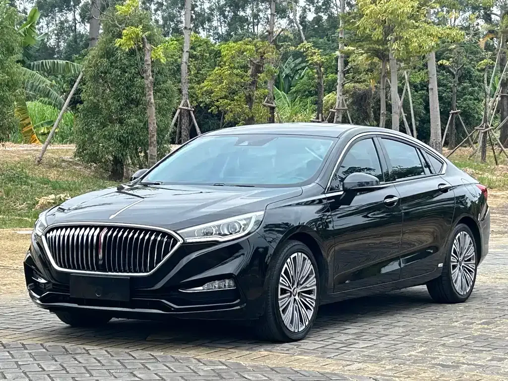 Hongqi H5 — фото 1