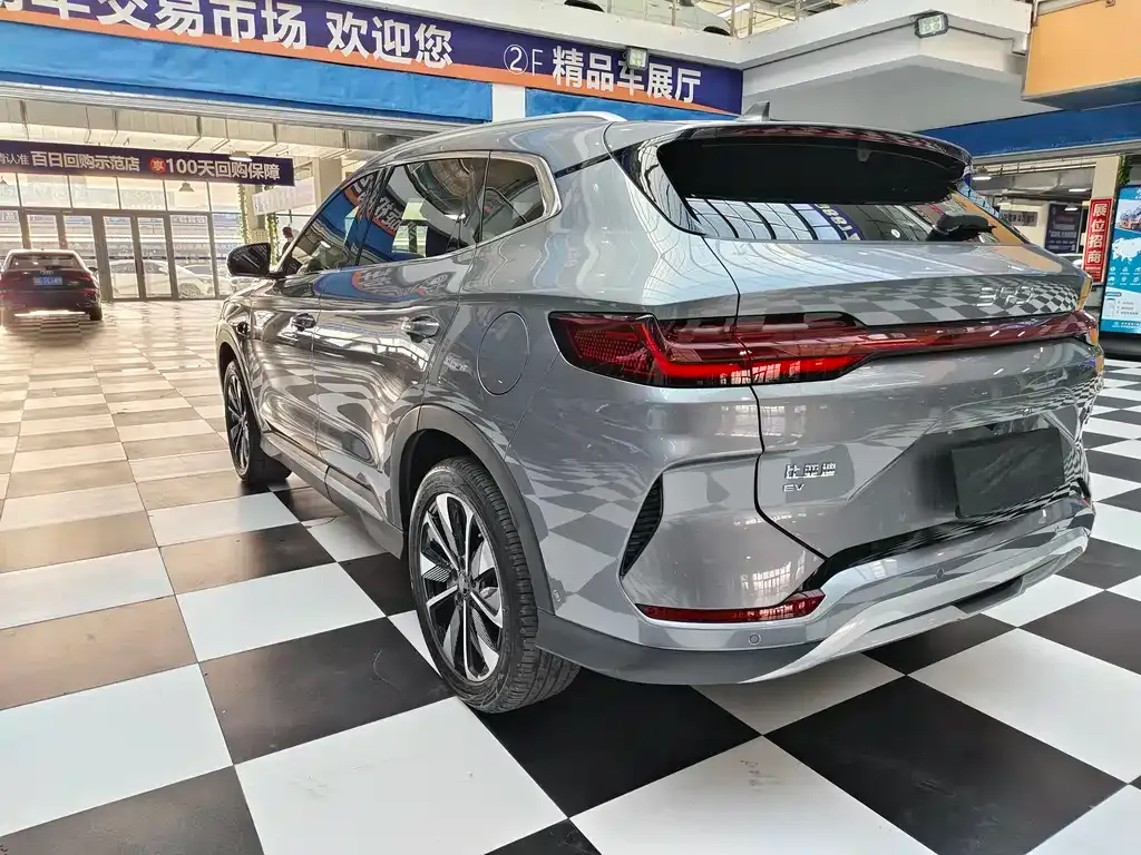 BYD PLUS New Energy — фото 6