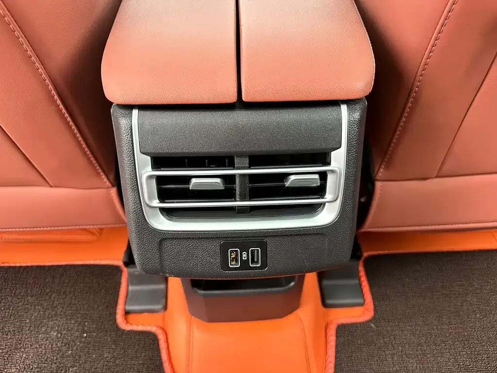Changan CS75PLUS — фото 10