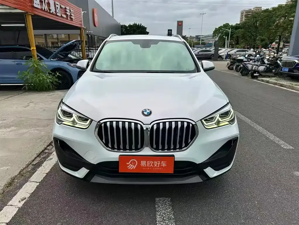 BMW X1 — фото 2