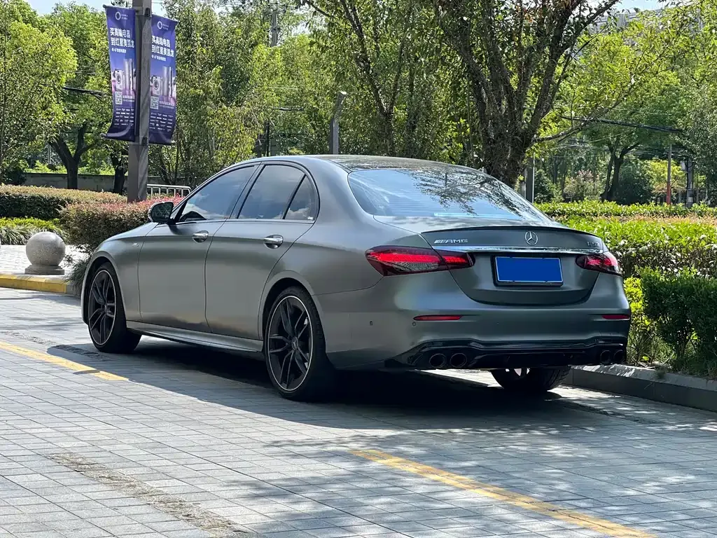 Mercedes-Benz E-Class AMG — фото 4