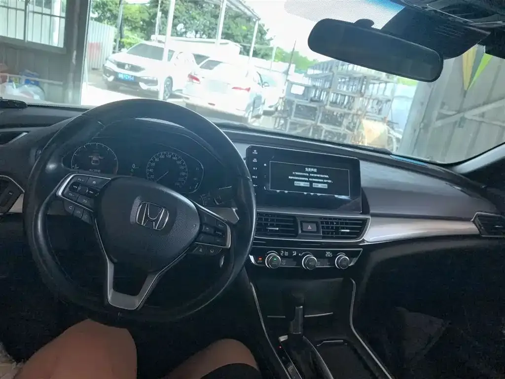 Honda Inspire — фото 10