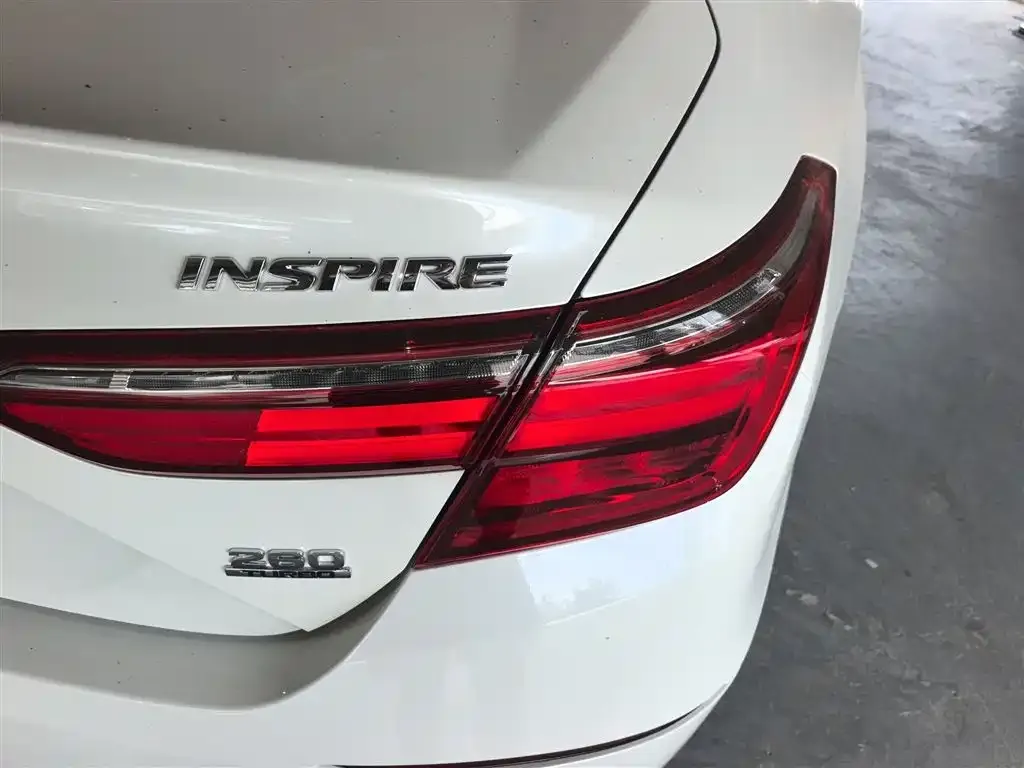 Honda Inspire — фото 8