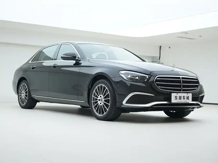 Mercedes-Benz E-Class — фото 3