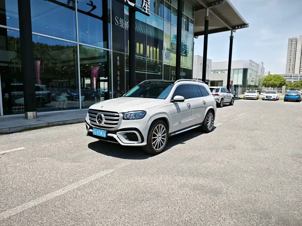 Mercedes-Benz GLS — фото 1