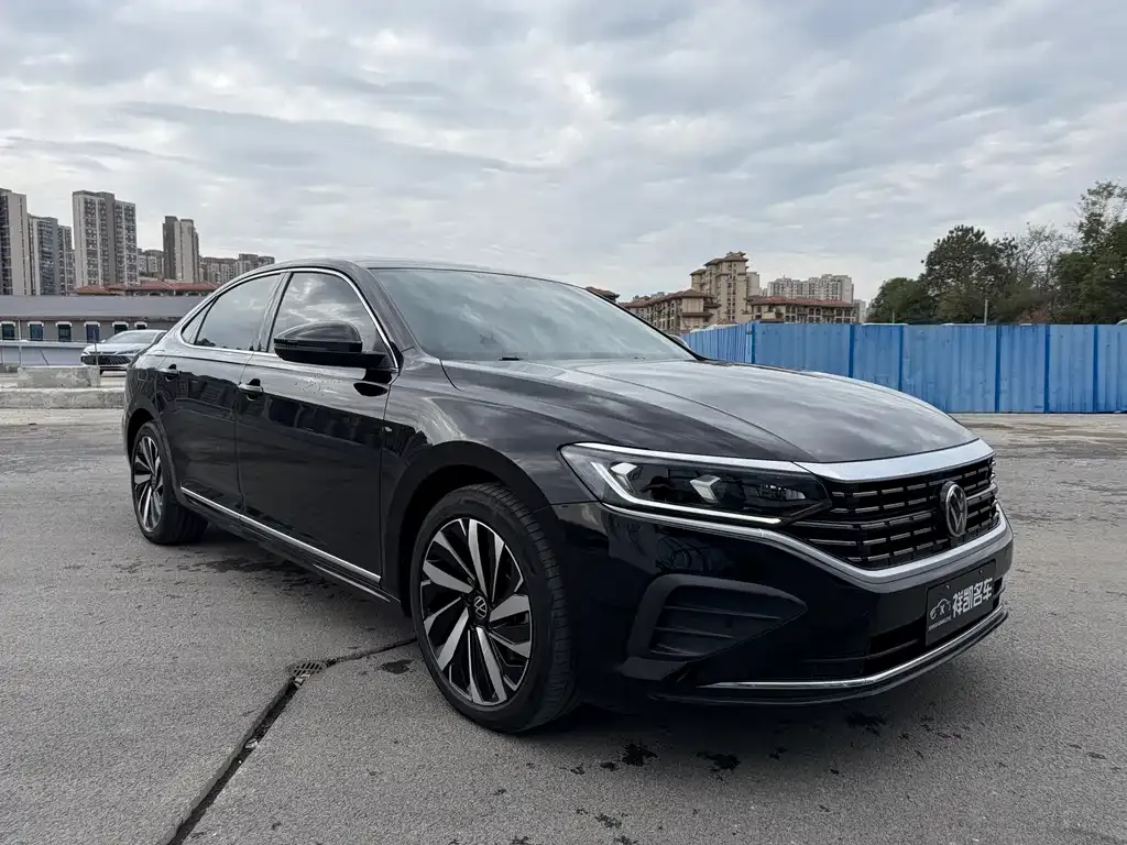 Volkswagen Passat — фото 3
