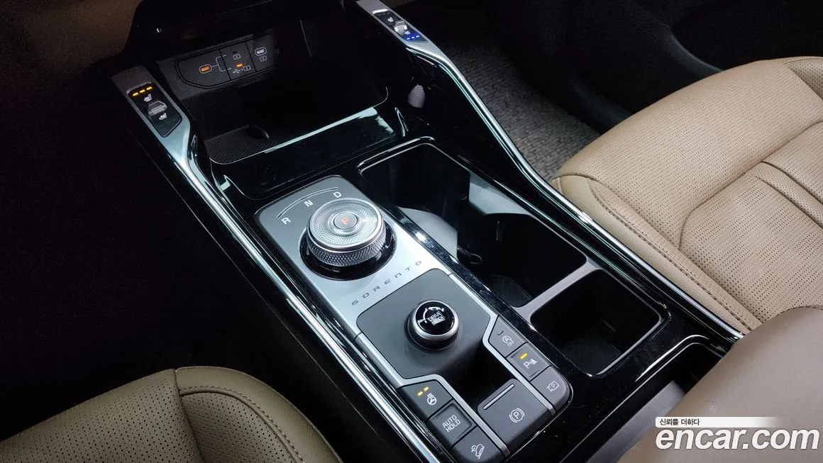 Kia Sorento — фото 9
