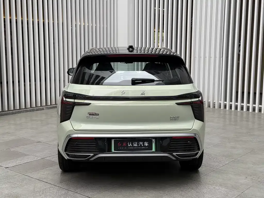 Hongqi HS3 PHEV — фото 10