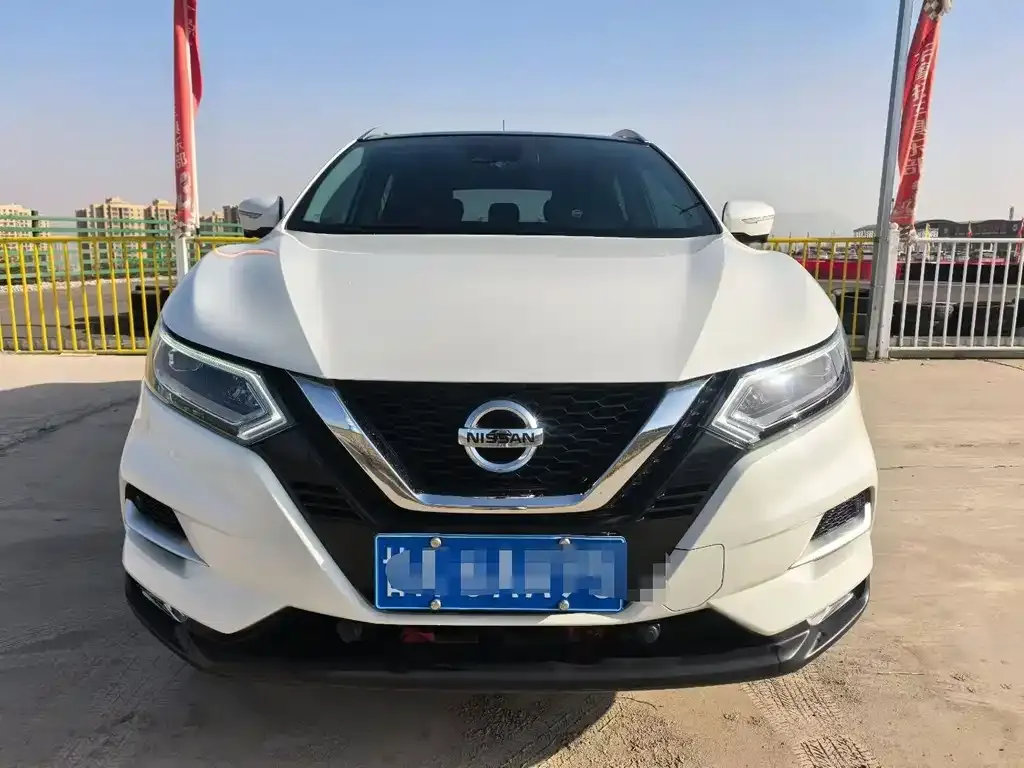 Nissan Qashqai — фото 2