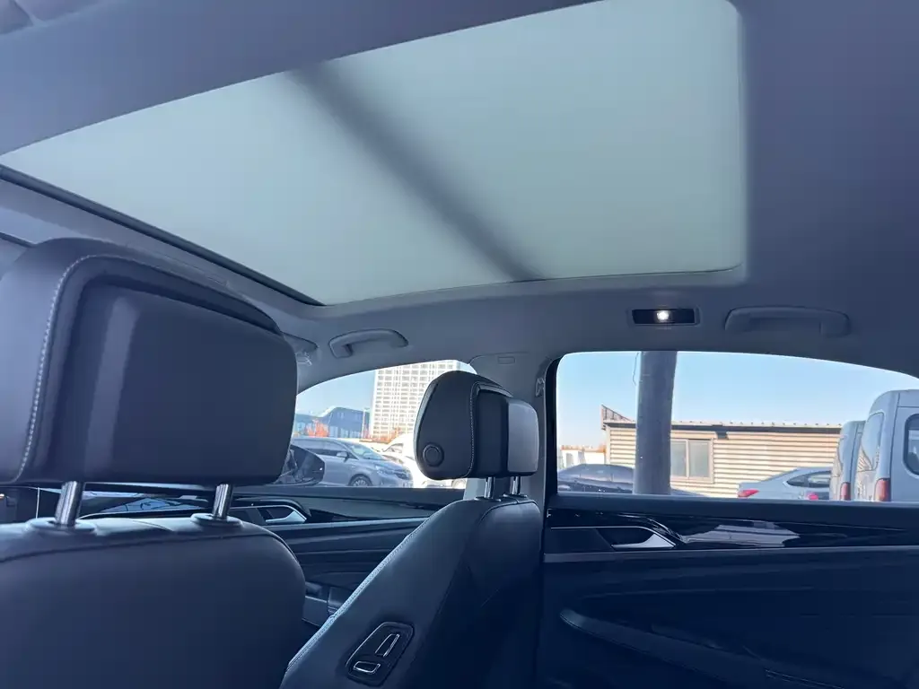 Volkswagen Passat — фото 5