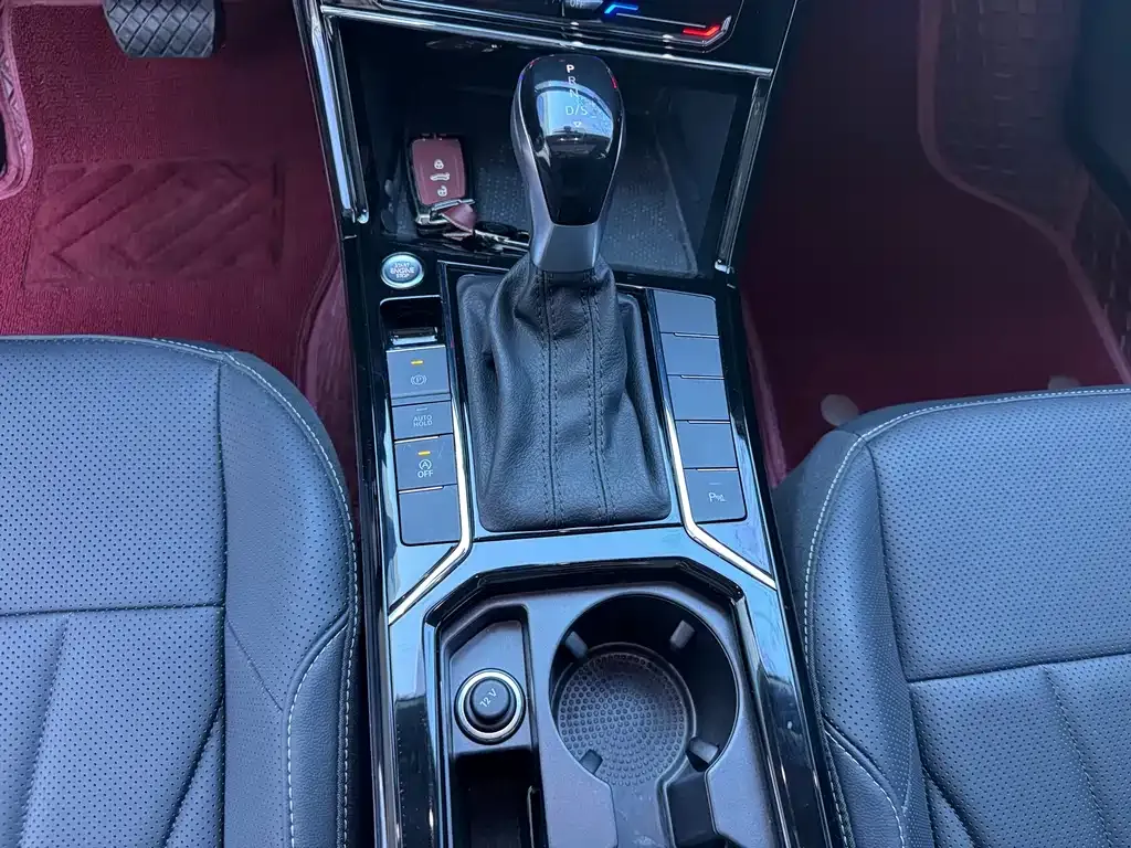 Volkswagen Passat — фото 9