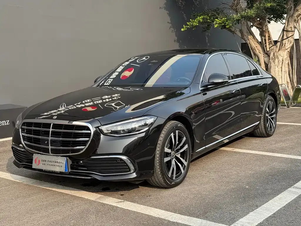 Mercedes-Benz S-Class — фото 1