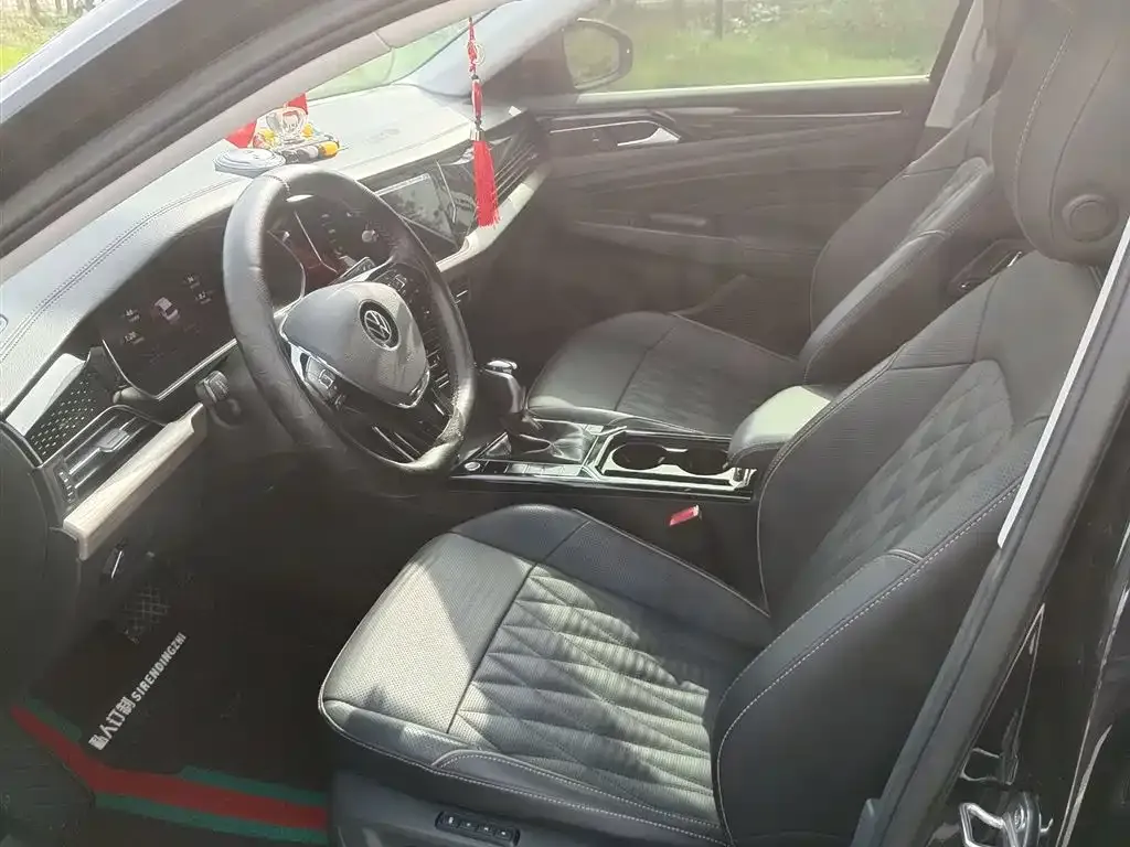 Volkswagen Passat — фото 3