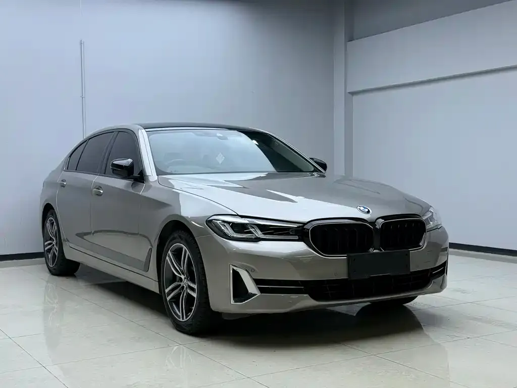 BMW 5 Series — фото 3