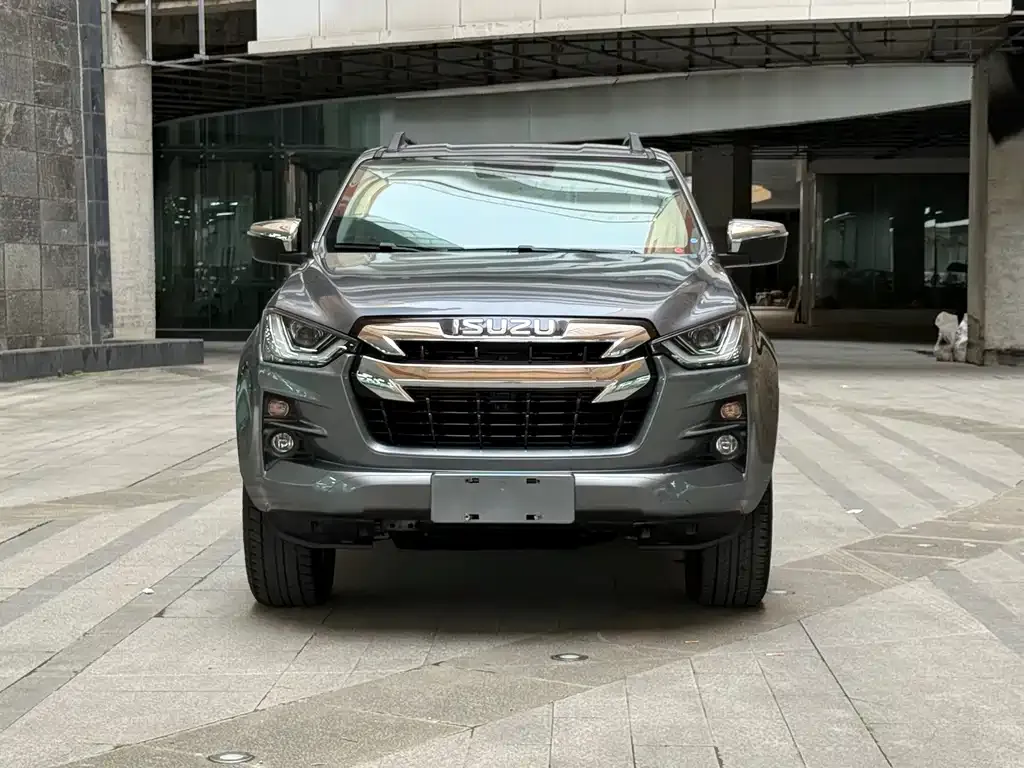 Isuzu D-MAX — фото 2
