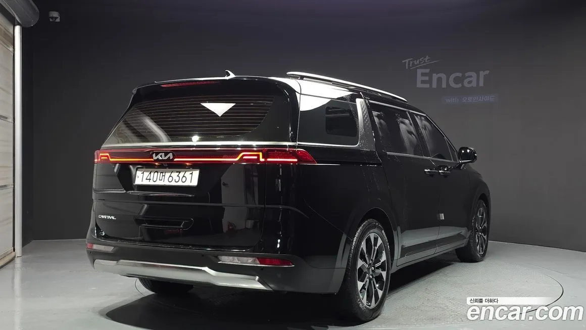 Kia Carnival — фото 2