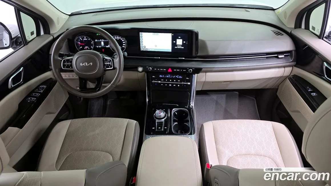 Kia Carnival — фото 7