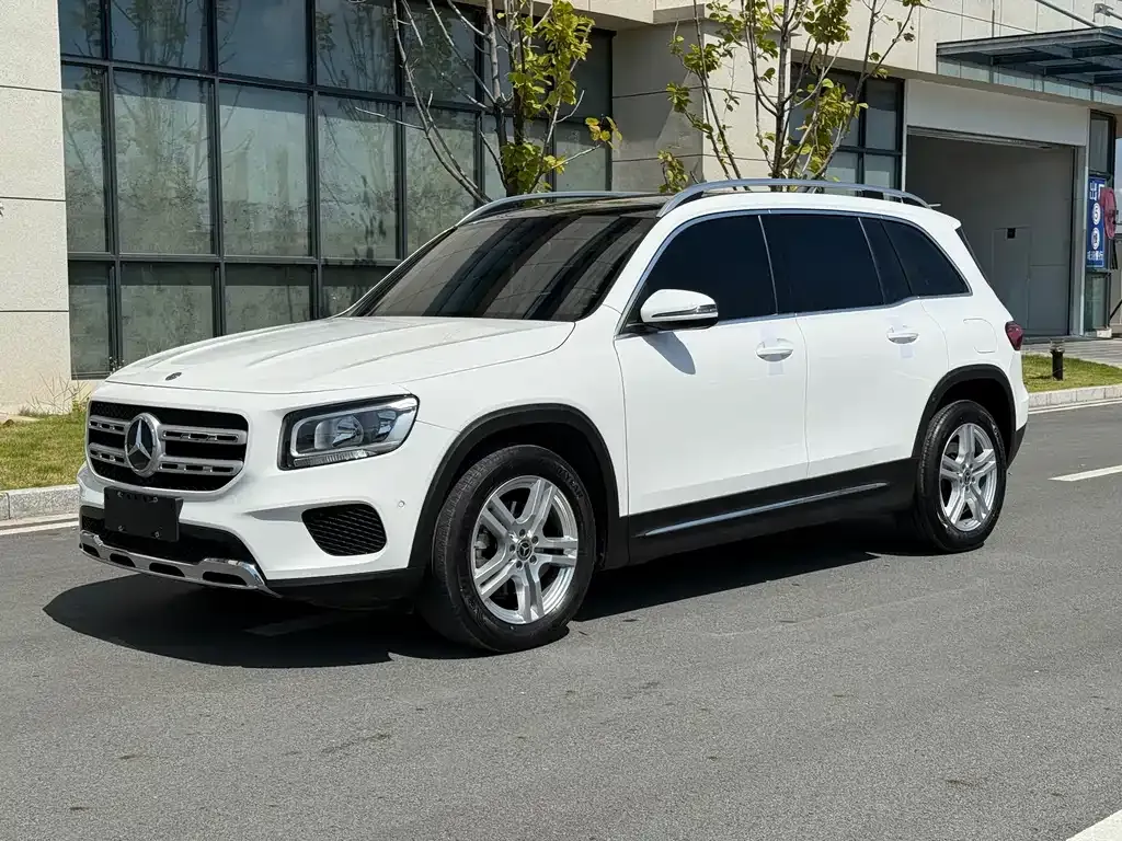 Mercedes-Benz GLB — фото 3