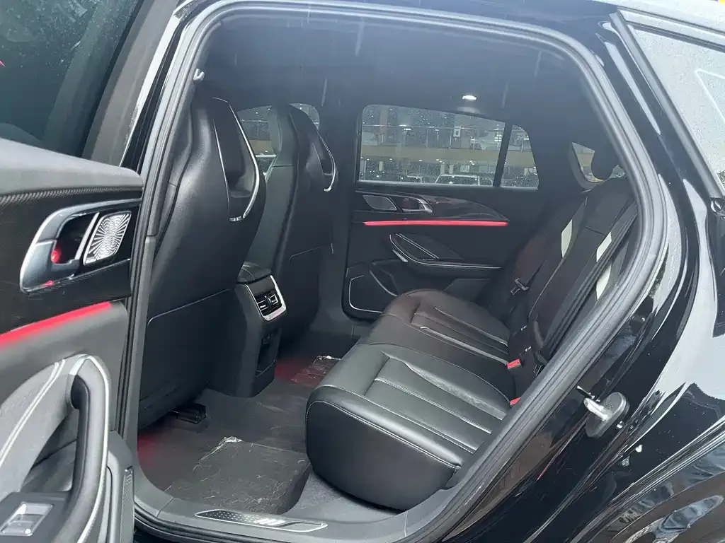 Hongqi H6 — фото 10
