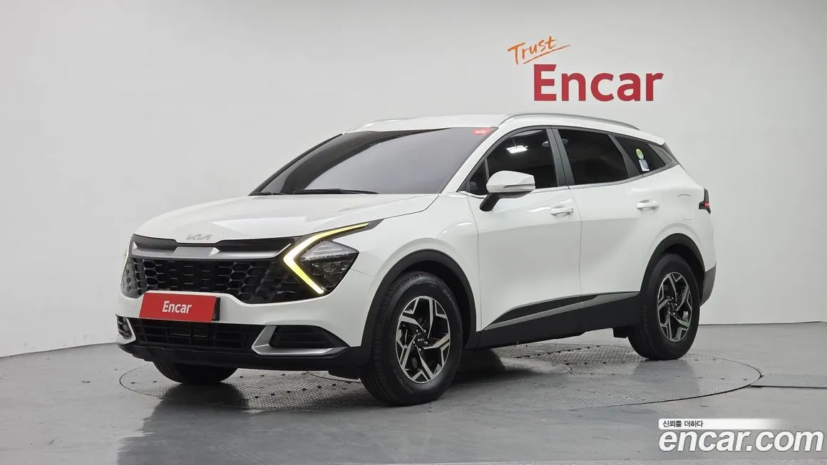 Kia Sportage — фото 1